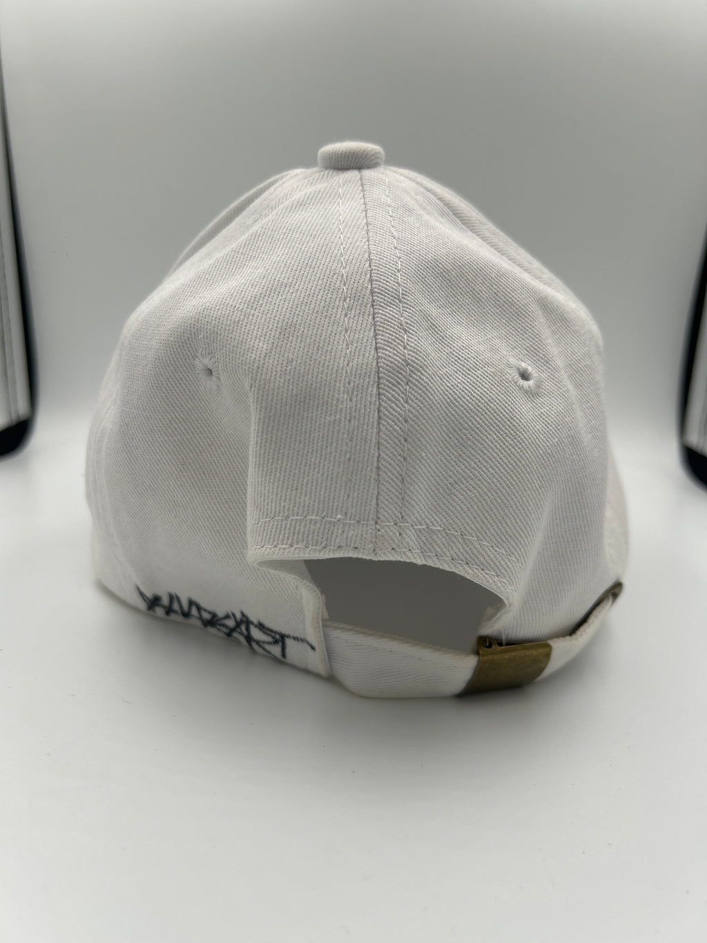 #18 COME UN LAGO GHIACCIATO