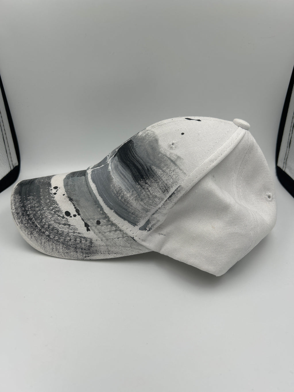 #18 COME UN LAGO GHIACCIATO